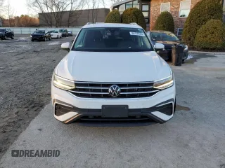 2022 Volkswagen Tiguan SE with VIN 3VV2B7AX2NM122341, listed as a Copart auction lot 86706564 with 27,709 mi miles and Salvage title. Bid and sale history available at DreamBid. Image 5.