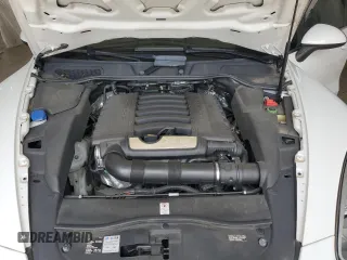 2014 Porsche Cayenne with VIN WP1AA2A29ELA96180, listed as a Copart auction lot 62715425 with 45,022 mi miles and Salvage title. Bid and sale history available at DreamBid. Image 11.