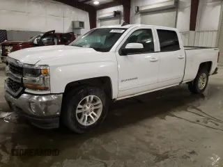 2017 Chevrolet Silverado 1500 LT with VIN 1GCUKREC4HF189876, listed as a Copart auction lot 79705594 with 185,685 mi miles and Salvage Title. Bid and sale history available at DreamBid. Image 1.