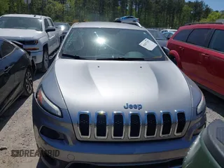 2015 Jeep Cherokee Limited with VIN 1C4PJLDB4FW584952, listed as a IAAI auction lot 42027257 with 146,198 mi miles and . Bid and sale history available at DreamBid. Image 12.