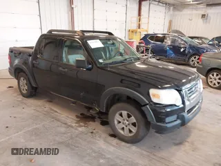 2007 Ford Explorer Sport Trac XLT z VIN 1FMEU51K87UA17490, wystawiony jako IAAI lot #42373953 z przebiegiem 247 190 mil mil oraz . Historia ofert i sprzedaży dostępna na DreamBid. Obrazek 1.