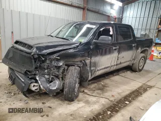 2014 Toyota Tundra Limited z VIN 5TFHY5F11EX370462, wystawiony jako Copart lot #43805245 z przebiegiem Nie podano mil oraz Szkoda całkowita • Salvage title. Historia ofert i sprzedaży dostępna na DreamBid. Obrazek 1.