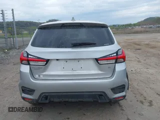 2021 Mitsubishi Outlander ES z VIN JA4ARUAU1MU031303, wystawiony jako IAAI lot #42099300 z przebiegiem 43 391 mil mil oraz . Historia ofert i sprzedaży dostępna na DreamBid. Obrazek 16.