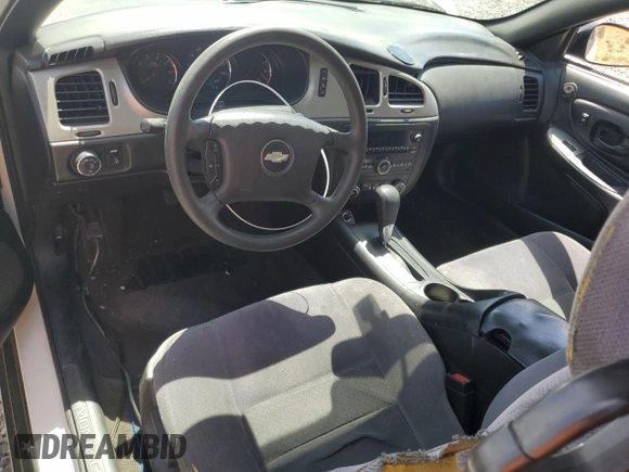 2006 Chevrolet Monte Carlo LT 3.5L z VIN 2G1WM15KX69207940, wystawiony jako Copart lot #58819895 z przebiegiem 212 648 mil mil oraz Szkoda całkowita • Salvage title. Historia ofert i sprzedaży dostępna na DreamBid. Obrazek 8.