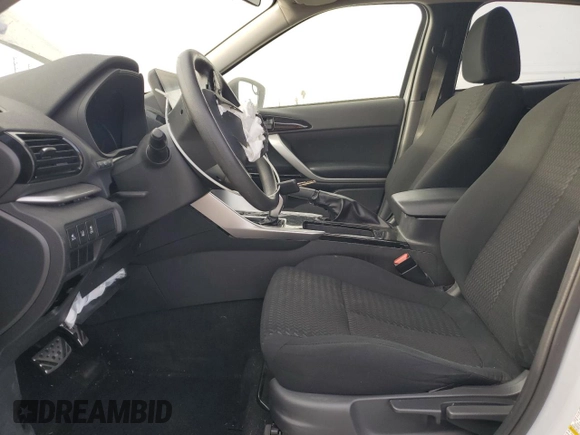 2022 Mitsubishi Eclipse Cross LE z VIN JA4ASVAA6NZ053737, wystawiony jako Copart lot #42157625 z przebiegiem 18 191 mil mil oraz Szkoda całkowita • Salvage title. Historia ofert i sprzedaży dostępna na DreamBid. Obrazek 7.