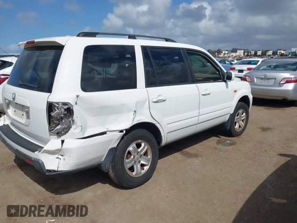 2008 Honda Pilot VP with VIN 5FNYF28258B012015, listed as a IAAI auction lot 41938695 with 181,967 mi miles and . Bid and sale history available at DreamBid. Image 4.