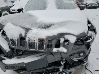 2019 Jeep Cherokee Latitude Plus with VIN 1C4PJLLX0KD403851, listed as a Copart auction lot 84743624 with Not provided miles and Salvage title. Bid and sale history available at DreamBid. Image 12.