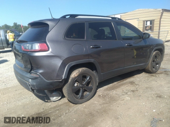 2020 Jeep Cherokee Latitude Plus with VIN 1C4PJLLB7LD581696, listed as a IAAI auction lot 40094839 with 55,576 mi miles. Bid and sale history available at carsss.com. Image 4.