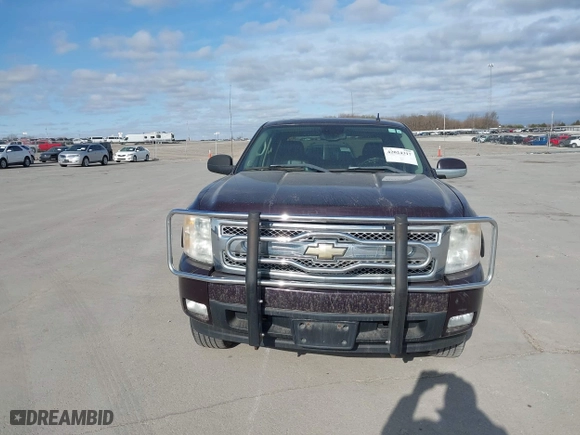 2008 Chevrolet Silverado 1500 LTZ with VIN 2GCEK133081240175, listed as a IAAI auction lot 42024317 with 214,559 mi miles. Bid and sale history available at carsss.com. Image 12.