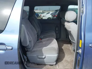 1999 Toyota Sienna LE with VIN 4T3ZF13C2XU147508, listed as a IAAI auction lot 41833859 with 275,682 mi miles. Bid and sale history available at carsss.com. Image 8.