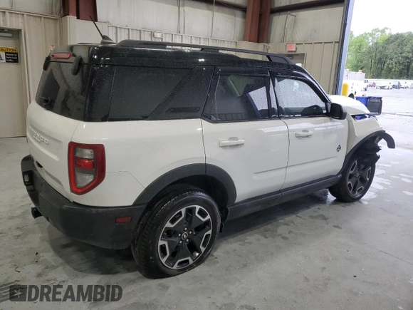 2021 Ford Bronco Sport Outer Banks z VIN 3FMCR9C6XMRB07632, wystawiony jako Copart lot #51794575 z przebiegiem 41 159 mil mil oraz Szkoda całkowita • Salvage title. Historia ofert i sprzedaży dostępna na DreamBid. Obrazek 3.