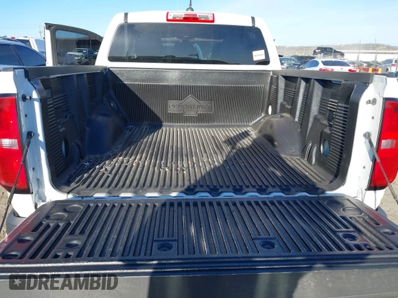 2020 Chevrolet Colorado 2WD LT with VIN 1GCGSCEN1L1124890, listed as a IAAI auction lot 41856902 with 85,512 mi miles and . Bid and sale history available at DreamBid. Image 17.