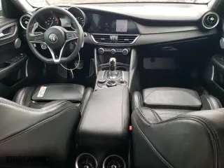 2017 Alfa Romeo Giulia Ti with VIN ZARFAECN8H7554682, listed as a Copart auction lot 44864655 with 101,473 mi miles and Salvage Title. Bid and sale history available at carsss.com. Image 8.