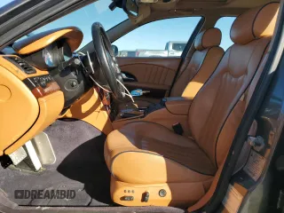 2006 Maserati Quattroporte z VIN ZAMCE39A860026491, wystawiony jako Copart lot #43785435 z przebiegiem 65 168 mil mil oraz Czysty tytuł • Clean title. Historia ofert i sprzedaży dostępna na DreamBid. Obrazek 7.