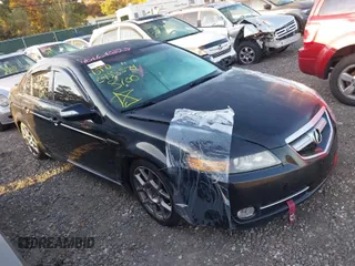2008 Acura TL Type-S with VIN 19UUA76548A015084, listed as a IAAI auction lot 40661828 with 999,999 mi miles. Bid and sale history available at carsss.com. Image 1.