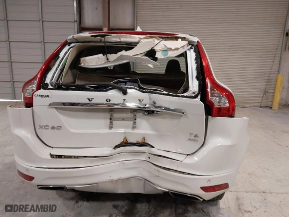 2015 Volvo XC60 T6 with VIN YV4902RK7F2650820, listed as a IAAI auction lot 41281699 with 98,688 mi miles. Bid and sale history available at carsss.com. Image 16.