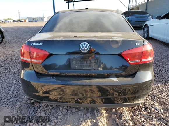 2015 Volkswagen Passat Limited Edition Edition z VIN 1VWAT7A30FC116848, wystawiony jako Copart lot #55168395 z przebiegiem 177 096 mil mil oraz Czysty tytuł • Clean title. Historia ofert i sprzedaży dostępna na DreamBid. Obrazek 6.