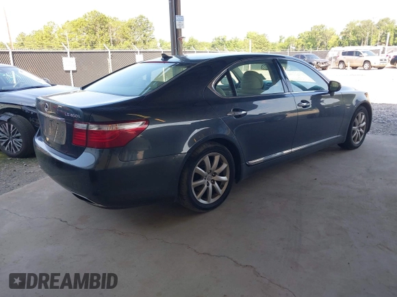2007 Lexus LS 460 L z VIN JTHGL46F775001117, wystawiony jako IAAI lot #42479588 z przebiegiem 217 842 mil mil oraz . Historia ofert i sprzedaży dostępna na DreamBid. Obrazek 4.