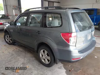 2011 Subaru Forester X z VIN JF2SHABC1BH738281, wystawiony jako IAAI lot #42243507 z przebiegiem 126 576 mil mil oraz . Historia ofert i sprzedaży dostępna na DreamBid. Obrazek 3.