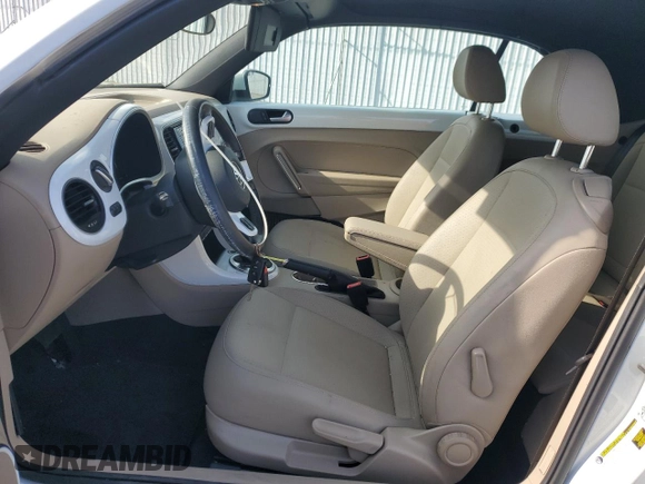 2019 Volkswagen Beetle S with VIN 3VW5DAATXKM505842, listed as a Copart auction lot 52631595 with 35,839 mi miles and Salvage title. Bid and sale history available at DreamBid. Image 7.
