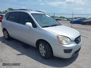 2007 Kia Rondo LX with VIN KNAFG525777087180, listed as a IAAI auction lot 42094657 with 125,256 mi miles. Bid and sale history available at carsss.com. Image 1.