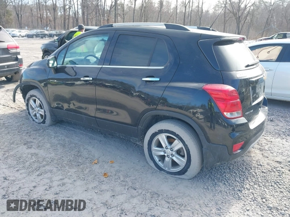 2018 Chevrolet Trax LT with VIN 3GNCJPSB1JL231115, listed as a IAAI auction lot 41686302 with 44,763 mi miles. Bid and sale history available at carsss.com. Image 3.