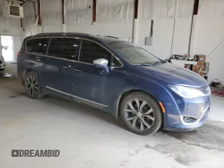 2017 Chrysler Pacifica Limited with VIN 2C4RC1GG6HR753492, listed as a Copart auction lot 54918255 with 277,597 mi miles and Salvage title. Bid and sale history available at DreamBid. Image 4.