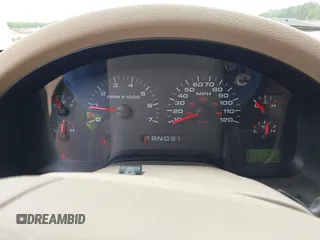2005 Ford F-150 XLT с VIN 1FTPW14575FB03820, выставлен на аукционе IAAI как лот 42567662 с пробегом 210 425 миль миль и . История ставок и продаж доступна на DreamBid. Изображение 7.