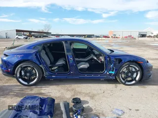 2024 Porsche Taycan z VIN WP0AA2Y18RSA13268, wystawiony jako IAAI lot #41467744 z przebiegiem 12 909 mil mil oraz . Historia ofert i sprzedaży dostępna na DreamBid. Obrazek 14.