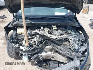2016 Ford Escape SE z VIN 1FMCU9G97GUA77456, wystawiony jako IAAI lot #42088983 z przebiegiem 160 718 mil mil oraz . Historia ofert i sprzedaży dostępna na DreamBid. Obrazek 10.