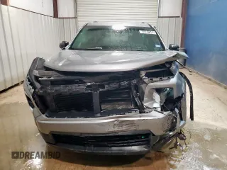 2025 Chevrolet Traverse FWD LT with VIN 1GNERGRS0SJ202611, listed as a Copart auction lot 64361345 with 5,402 mi miles and Clean title. Bid and sale history available at DreamBid. Image 5.