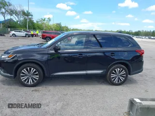 2019 Mitsubishi Outlander ES with VIN JA4AZ3A36KZ049555, listed as a IAAI auction lot 42567525 with 170,346 mi miles and . Bid and sale history available at DreamBid. Image 14.