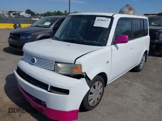 2006 Scion xB z VIN JTLKT324264124861, wystawiony jako IAAI lot #42506517 z przebiegiem 102 264 mil mil oraz . Historia ofert i sprzedaży dostępna na DreamBid. Obrazek 2.