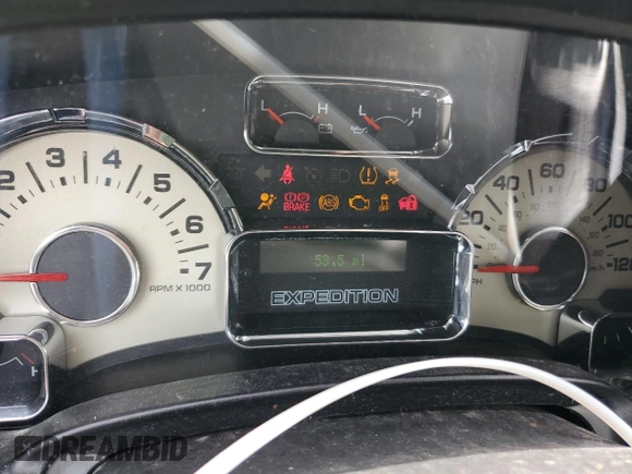 2013 Ford Expedition Max XLT с VIN 1FMJK1H56DEF00527, выставлен на аукционе Copart как лот 52957775 с пробегом 179 453 миль миль и Списание • Salvage title. История ставок и продаж доступна на DreamBid. Изображение 9.