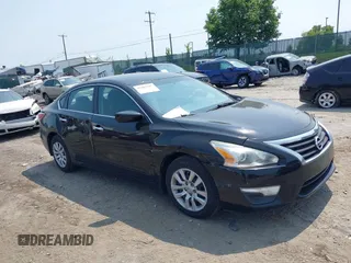 2015 Nissan Altima S z VIN 1N4AL3AP8FC262712, wystawiony jako IAAI lot #42405807 z przebiegiem 167 992 mil mil oraz . Historia ofert i sprzedaży dostępna na DreamBid. Obrazek 1.