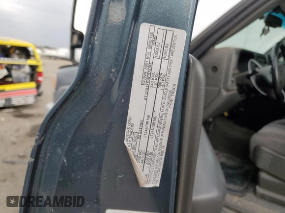 2007 GMC Sierra 1500HD SLE z VIN 1GTGK13U77F166178, wystawiony jako Copart lot #76410084 z przebiegiem 130 978 mil mil oraz Szkody całkowita. Historia ofert i sprzedaży dostępna na DreamBid. Obrazek 12.