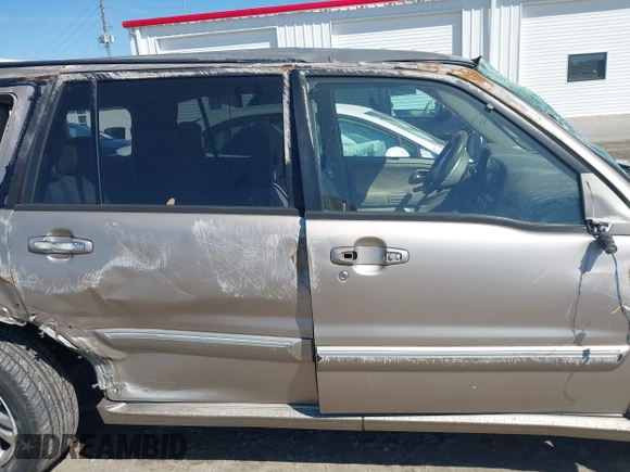 2005 Suzuki XL7 LX с VIN JS3TY92V654101175, выставлен на аукционе IAAI как лот 41877926 с пробегом 197 899 миль миль и . История ставок и продаж доступна на DreamBid. Изображение 13.