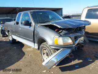 2003 Ford F-150 Heritage XL with VIN 2FTRX17W63CA93767, listed as a IAAI auction lot 41321830 with 1 mi miles. Bid and sale history available at carsss.com. Image 1.