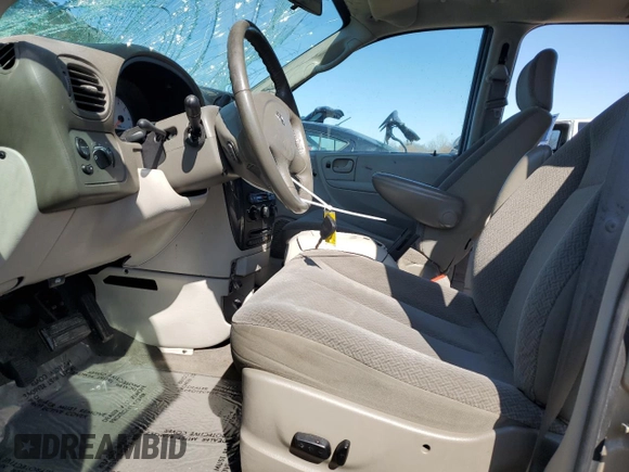 2005 Dodge Caravan SXT with VIN 2D4GP44L55R269181, listed as a Copart auction lot 52686155 with Not Provided miles and Salvage Title. Bid and sale history available at DreamBid. Image 7.