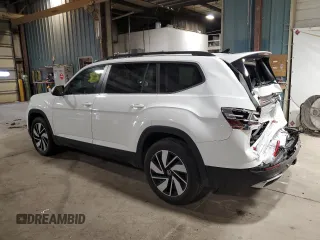 2024 Volkswagen Atlas SE with VIN 1V2KR2CA6RC563921, listed as a Copart auction lot 61643005 with 38,257 mi miles and Non repairable. Bid and sale history available at DreamBid. Image 2.