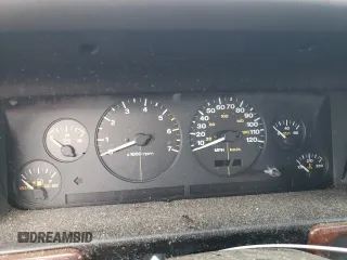 1997 Jeep Grand Cherokee Laredo z VIN 1J4GZ58S4VC502596, wystawiony jako Copart lot #88255865 z przebiegiem Nie podano mil oraz Nie do naprawy • Non repairable. Historia ofert i sprzedaży dostępna na DreamBid. Obrazek 9.