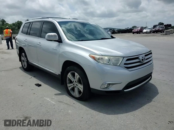 2012 Toyota Highlander Limited z VIN 5TDYK3EHXCS053674, wystawiony jako Copart lot #61424105 z przebiegiem 291 856 mil mil oraz Szkoda całkowita • Salvage title. Historia ofert i sprzedaży dostępna na DreamBid. Obrazek 13.