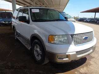 2003 Ford Expedition Eddie Bauer с VIN 1FMPU17L73LC55526, выставлен на аукционе IAAI как лот 42058899 с пробегом 280 180 миль миль и . История ставок и продаж доступна на DreamBid. Изображение 1.