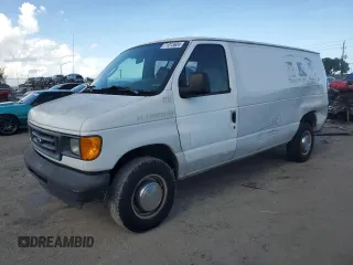 2005 Ford Econoline Cargo with VIN 1FTNE24L75HA80798, listed as a Copart auction lot 71013624 with 113,731 mi miles and Non Repairable. Bid and sale history available at carsss.com. Image 1.