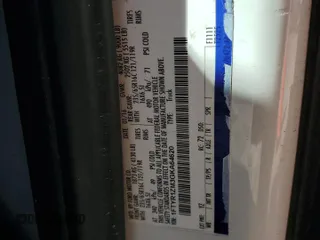 2016 Ford Transit Cargo z VIN 1FTYR1ZM3GKA64620, wystawiony jako Copart lot #44920645 z przebiegiem 132 952 mil mil oraz Szkoda całkowita • Salvage title. Historia ofert i sprzedaży dostępna na DreamBid. Obrazek 13.