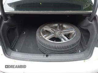 2018 Audi A4 Premium Plus z VIN WAUENAF46JA149268, wystawiony jako IAAI lot #42313647 z przebiegiem 88 562 mil mil oraz . Historia ofert i sprzedaży dostępna na DreamBid. Obrazek 18.