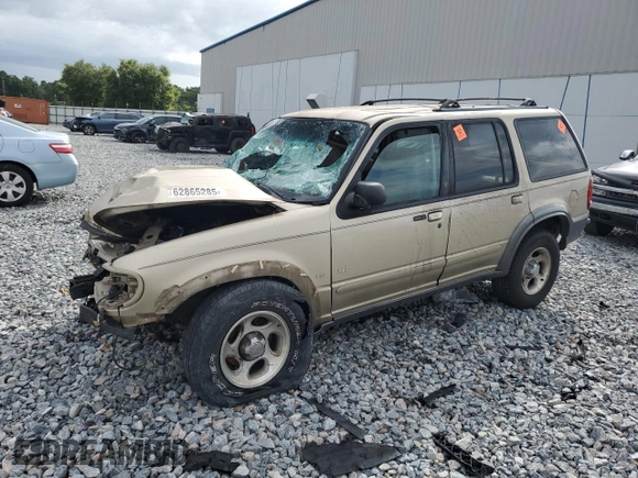 1999 Ford Explorer XLT with VIN 1FMZU32P7XUC32052, listed as a Copart auction lot 62865285 with 240,665 mi miles and Non repairable. Bid and sale history available at DreamBid. Image 1.