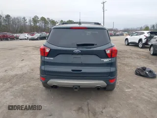 2019 Ford Escape Titanium with VIN 1FMCU9J93KUB84831, listed as a IAAI auction lot 41514146 with 105,072 mi miles. Bid and sale history available at carsss.com. Image 16.