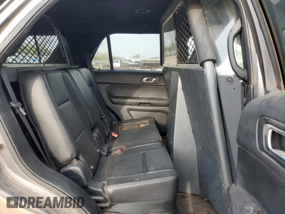 2017 Ford Police Interceptor Utility z VIN 1FM5K8AR0HGE30329, wystawiony jako Copart lot #50967265 z przebiegiem 156 692 mil mil oraz Szkoda całkowita • Salvage title. Historia ofert i sprzedaży dostępna na DreamBid. Obrazek 11.