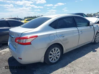 2014 Nissan Sentra SR with VIN 3N1AB7AP0EY302455, listed as a IAAI auction lot 42040948 with 69,558 mi miles and . Bid and sale history available at DreamBid. Image 4.